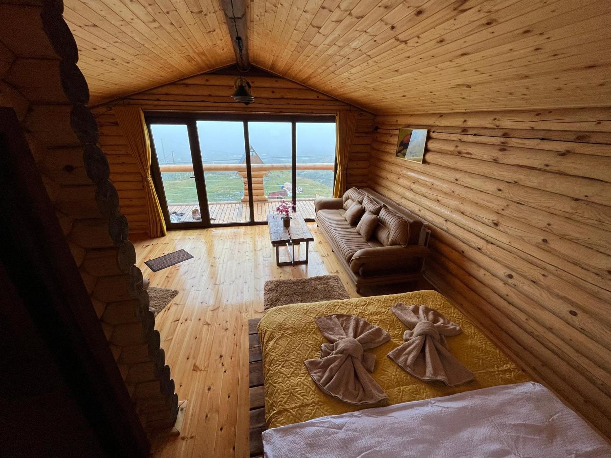 Alone Cottage Kazbegi Zewnętrze zdjęcie